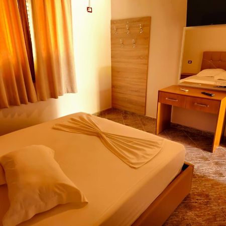Resort Te Zagolli Bashkia e Orikumit Exteriör bild