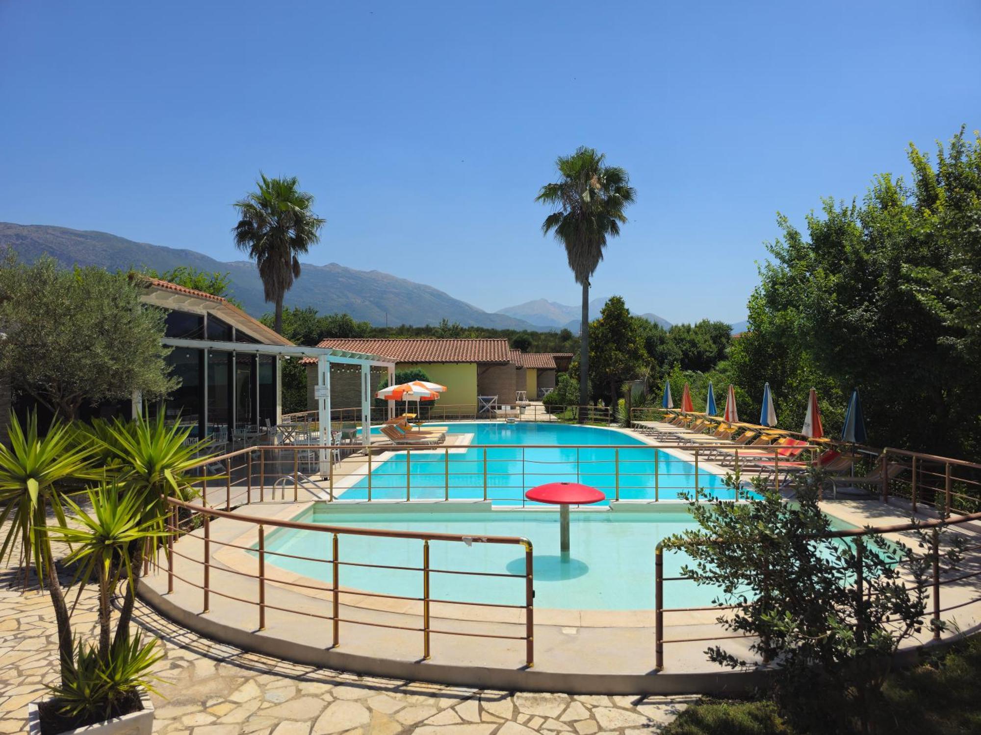Resort Te Zagolli Bashkia e Orikumit Exteriör bild